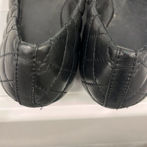 Tory Burch Kaitlin Quilted Leather Gold Toe Ballet - Picture 5 of 5